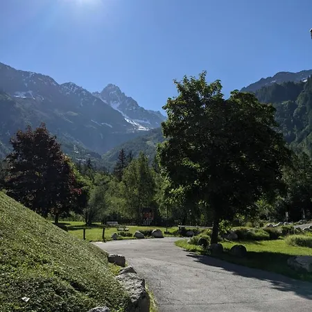 Apartment Duplex Argentiere, 50m2, 6 Pers, Idealement Place Chamonix